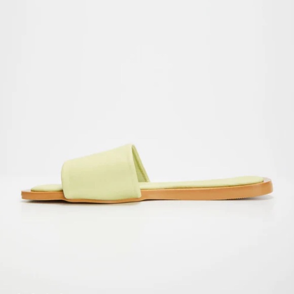 Vici collection Myles Slide Sandals new in box - Picture 3 of 6